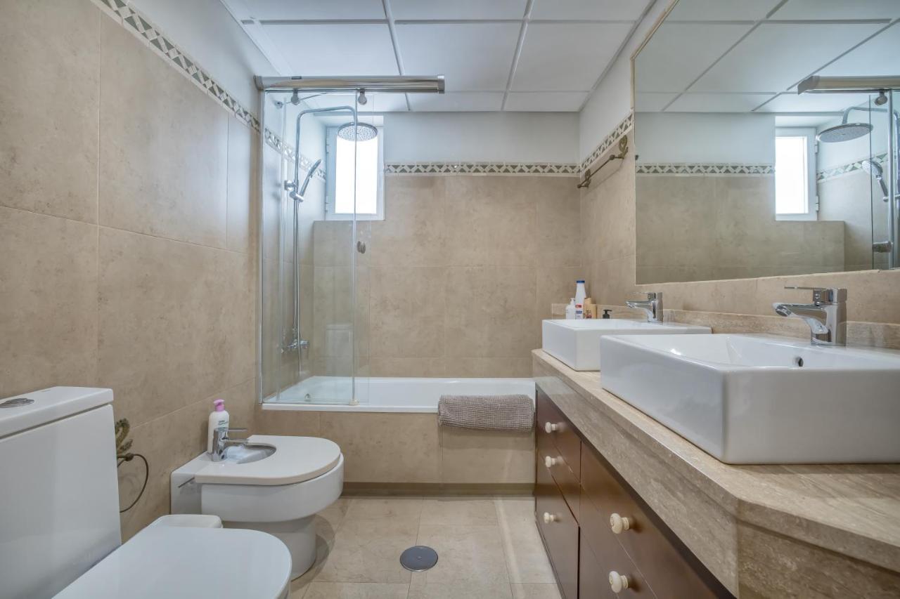 Apartamento Los Tilos & Parking & Piscina Cordoba Exterior photo